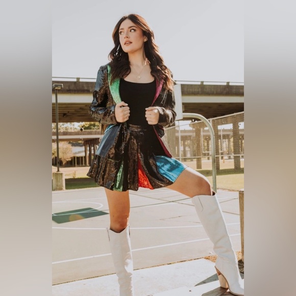 New! QUEEN OF SPARKLES Rainbow Sequin Pleated Mini Skort - Picture 4 of 11